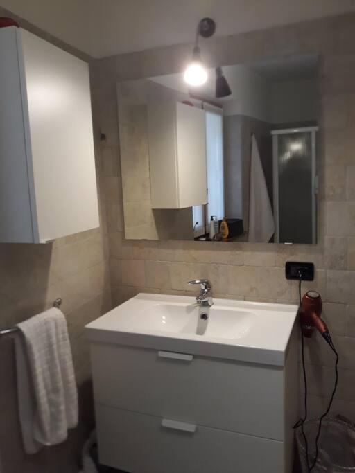 Appartamento Mini Midlake Codice Cipat 022229-At-410061 Mezzolago Esterno foto